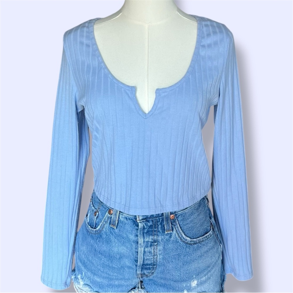 Lisa Says Gah Blue Long Sleeve Top